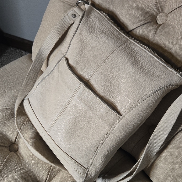 The Sak Light Beige Leather Crossbody Bag - Picture 3 of 7